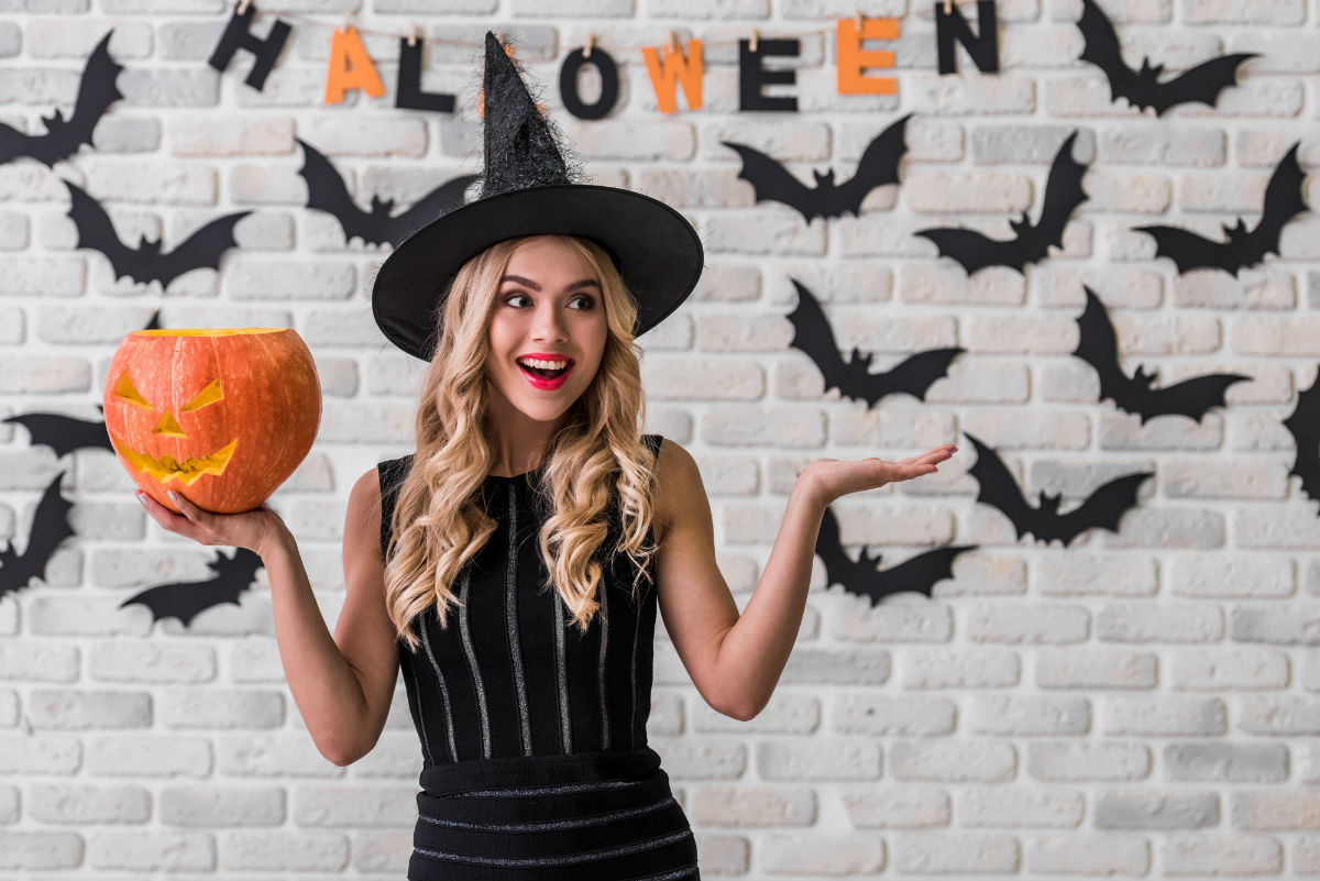 The Perfect Grown-Up Halloween Party – Marlo Blog